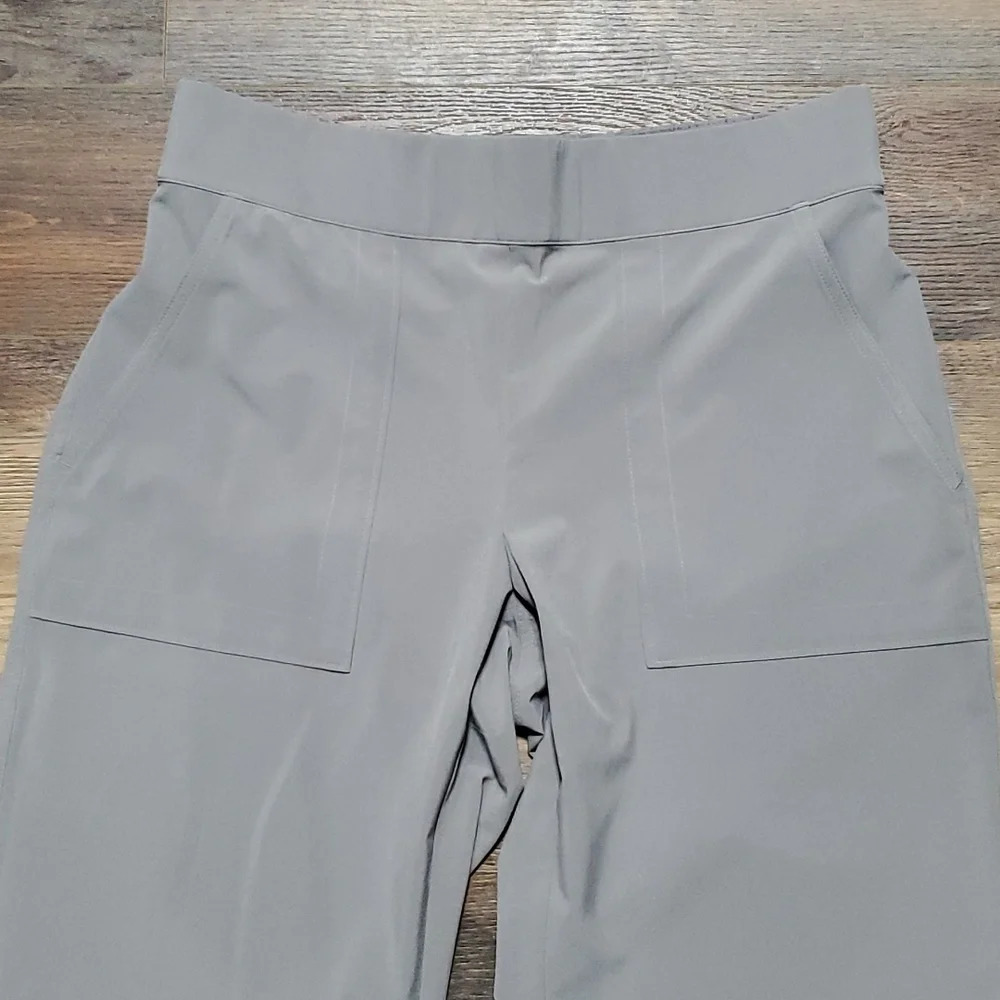 Athleta grey like new lightweight active wear pants - Picture 3 of 7